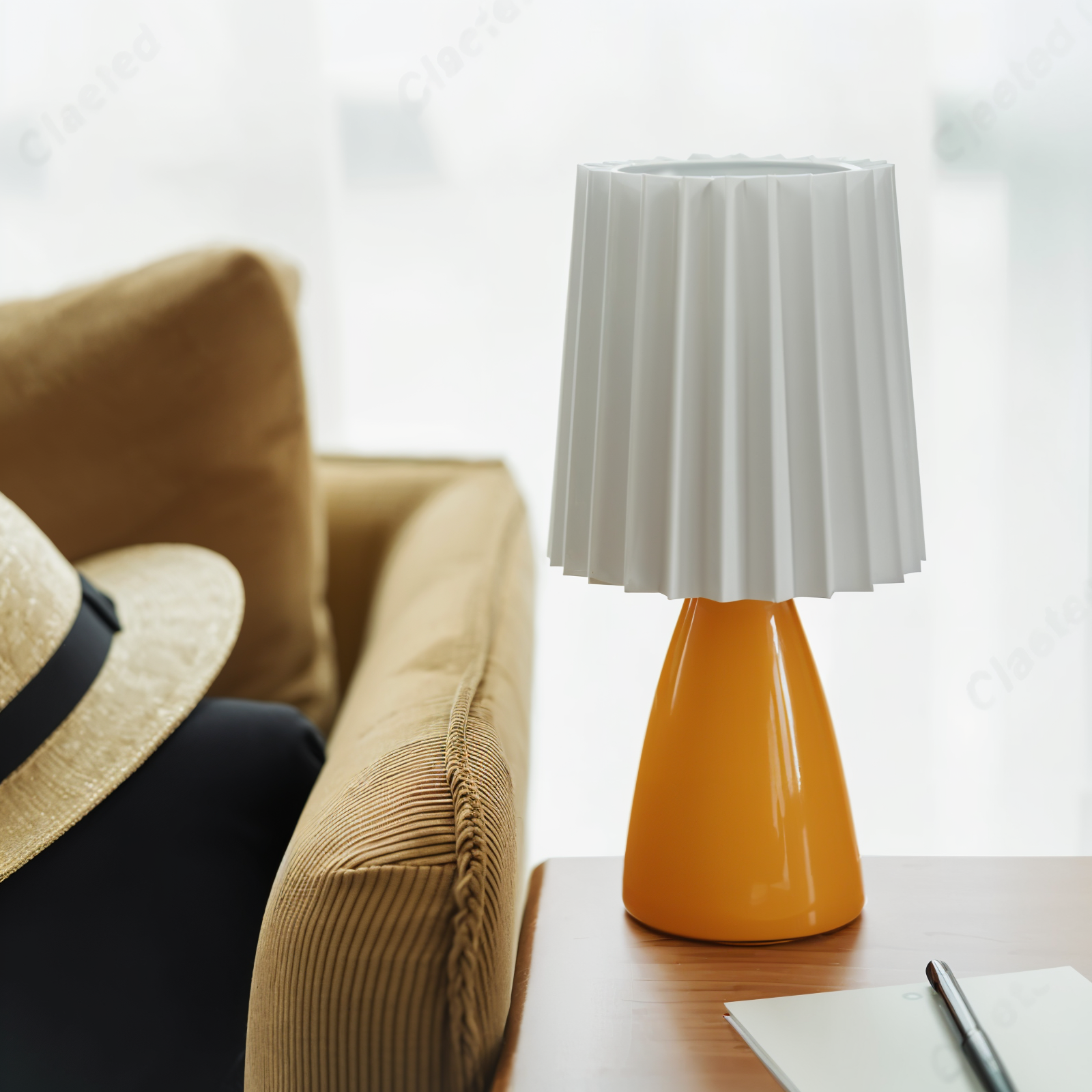 Elegante LED Tischleuchte im Minimalistischen Design mit Warmem Licht-2