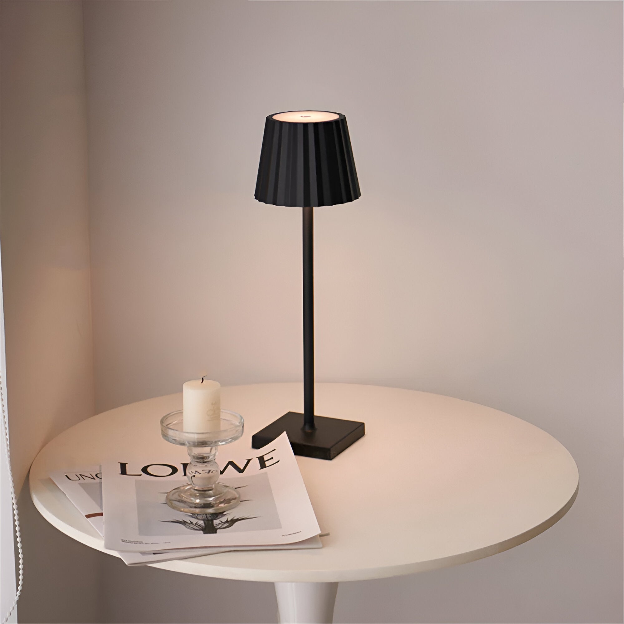 LuminaTouch - Steuerbare, Wasserdichte, Wiederaufladbare, Kabellose LED-Tischlampe-1