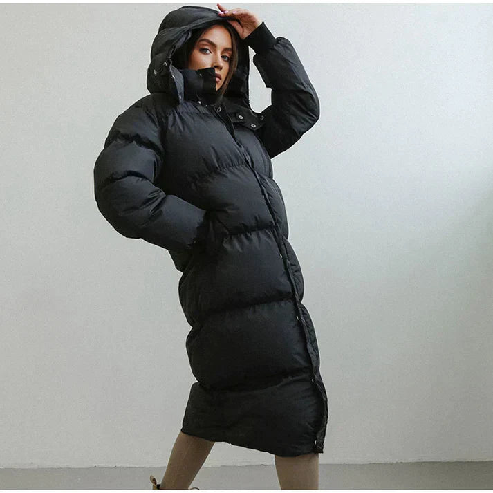 Damen Winterjacke mit verlängertem Schnitt und Kapuze