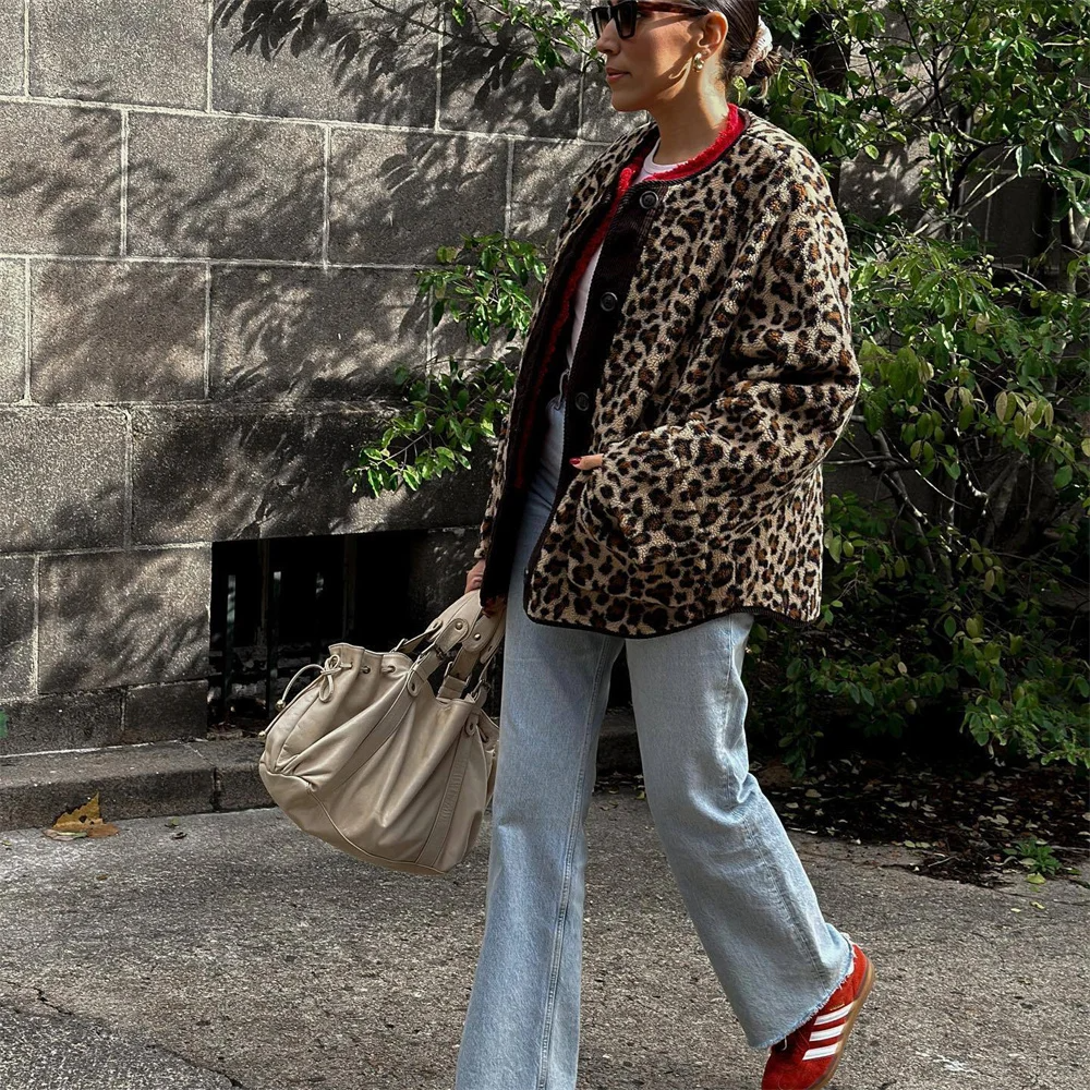 Damen Winterjacke mit O-Ausschnitt und Leopardenmuster
