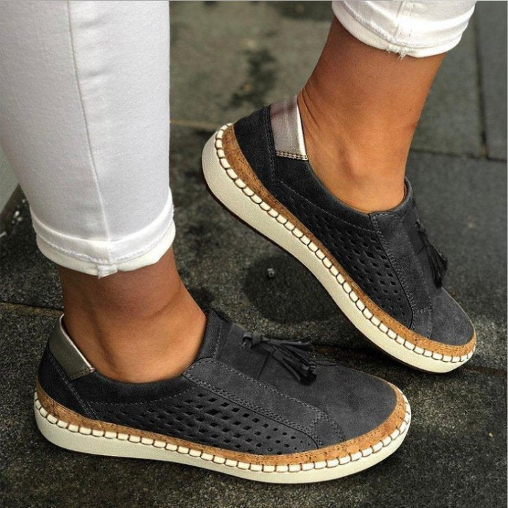 Damen schuhe mit orthopädischer Passform und Einschlupfform