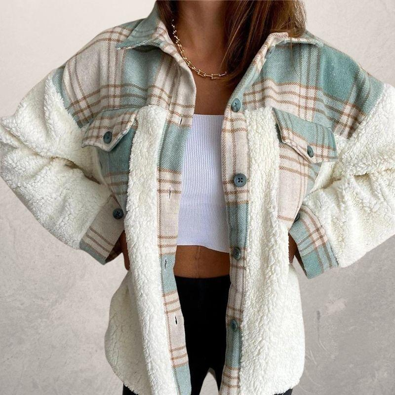 Weiche karierte Jacke aus Baumwolle mit Sherpa-Einsätzen für Damen