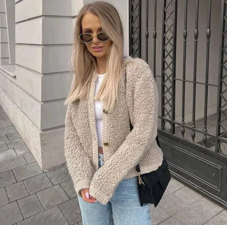 Damen Teddy Jacke für Winter mit schlichter Linienführung