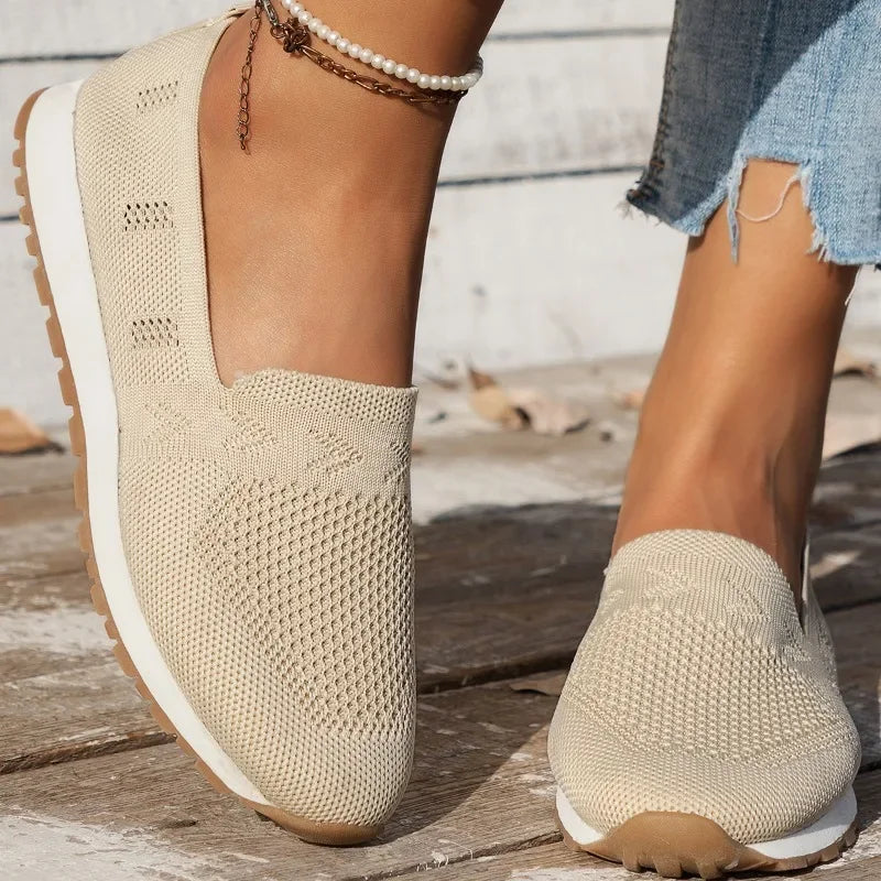 Damen schuhe als Schlupfform mit orthopädischer Unterstützung