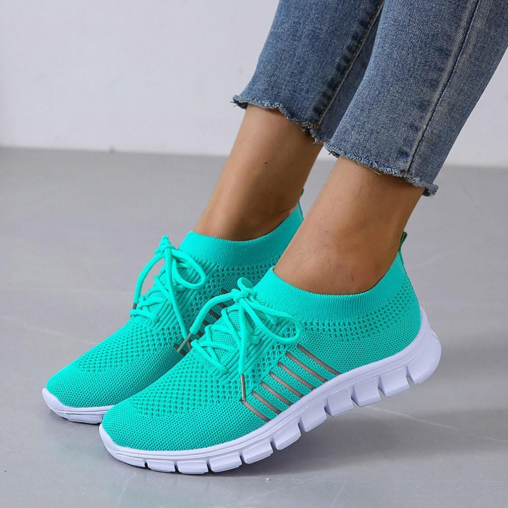Damenschuhe mit orthopädischer Unterstützung für die Füße
