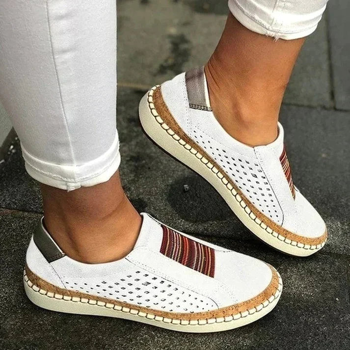 Damen schuhe mit orthopädischer Unterstützung und sicherem Sitz