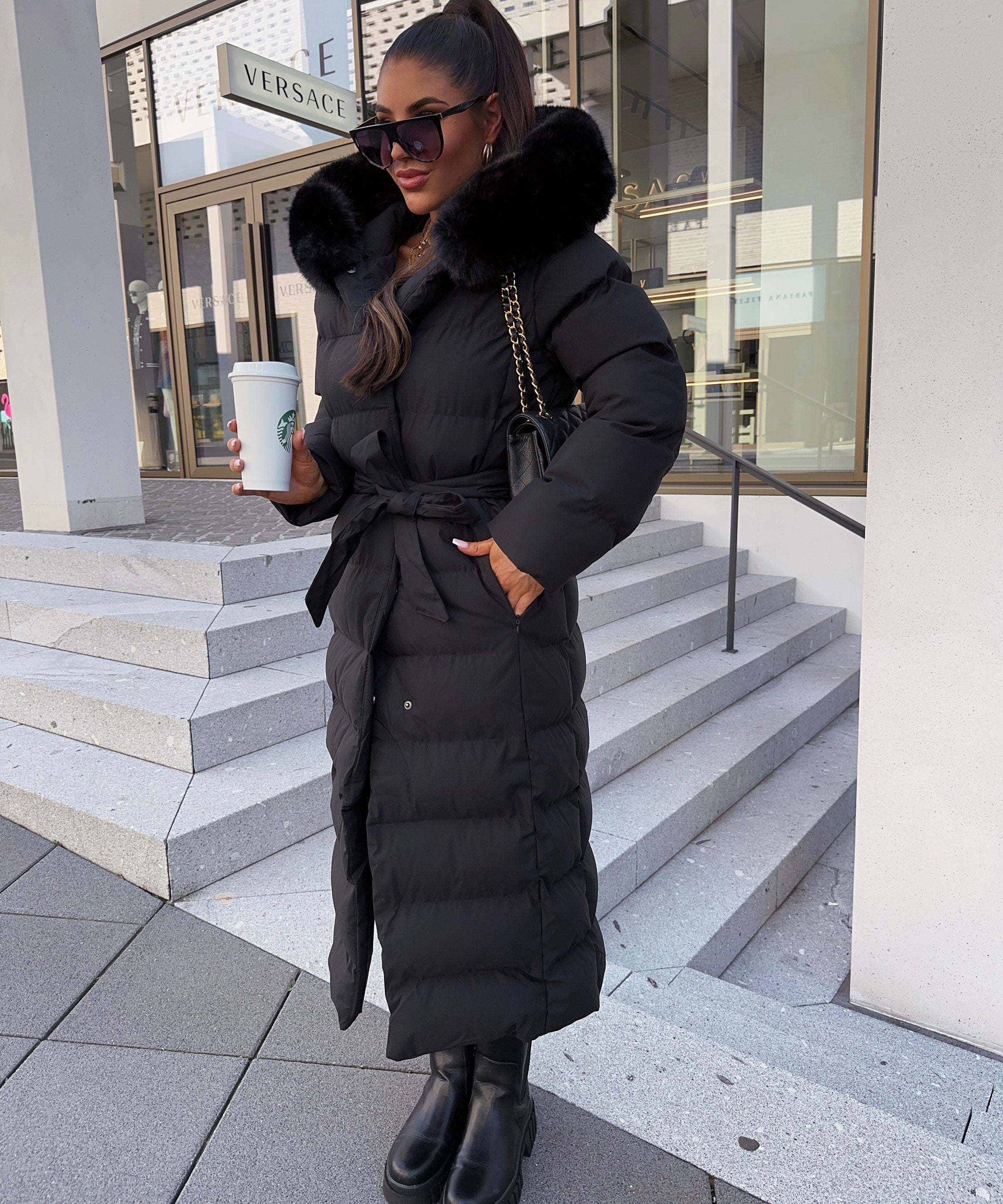 Damenparka in schwarz