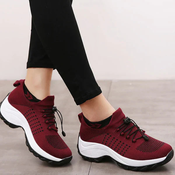 Damenschuhe mit orthopädischer Sohle für festen Stand
