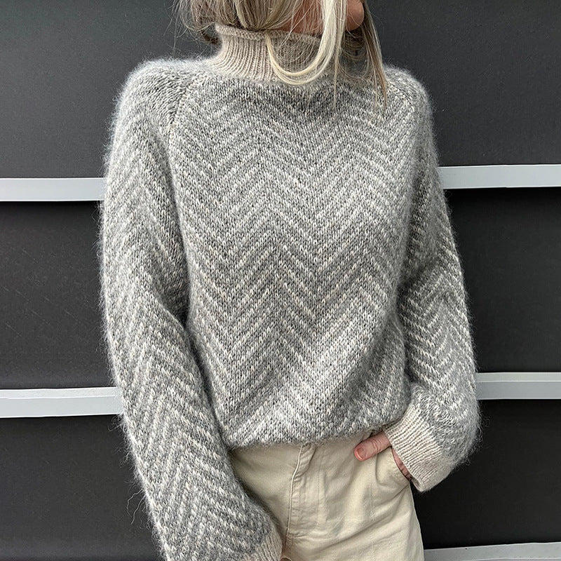Damenpullover mit Stehkragen und Fischgrätmuster