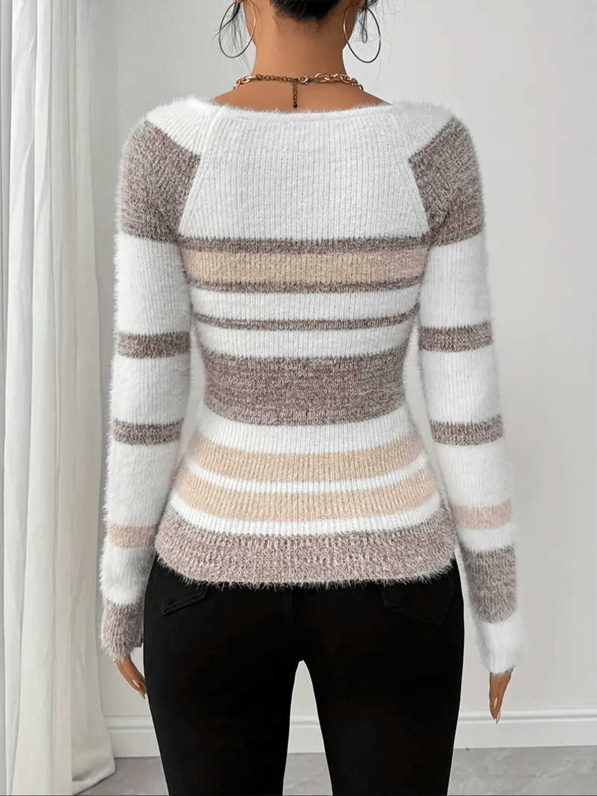 Damen Strickpullover mit Streifenmuster und figurbetonter Form