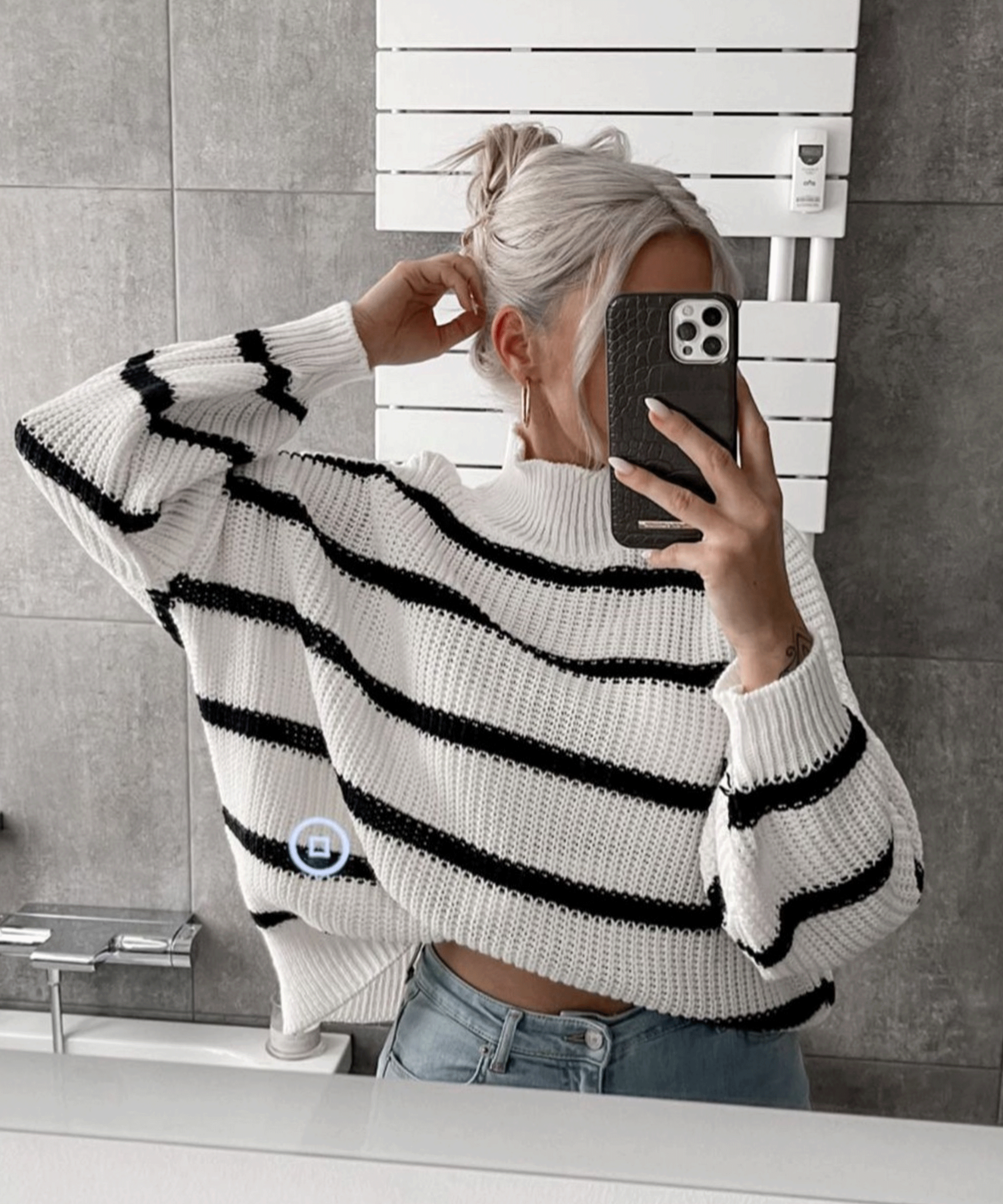Strickpullover für Damen in Weiß und Schwarz