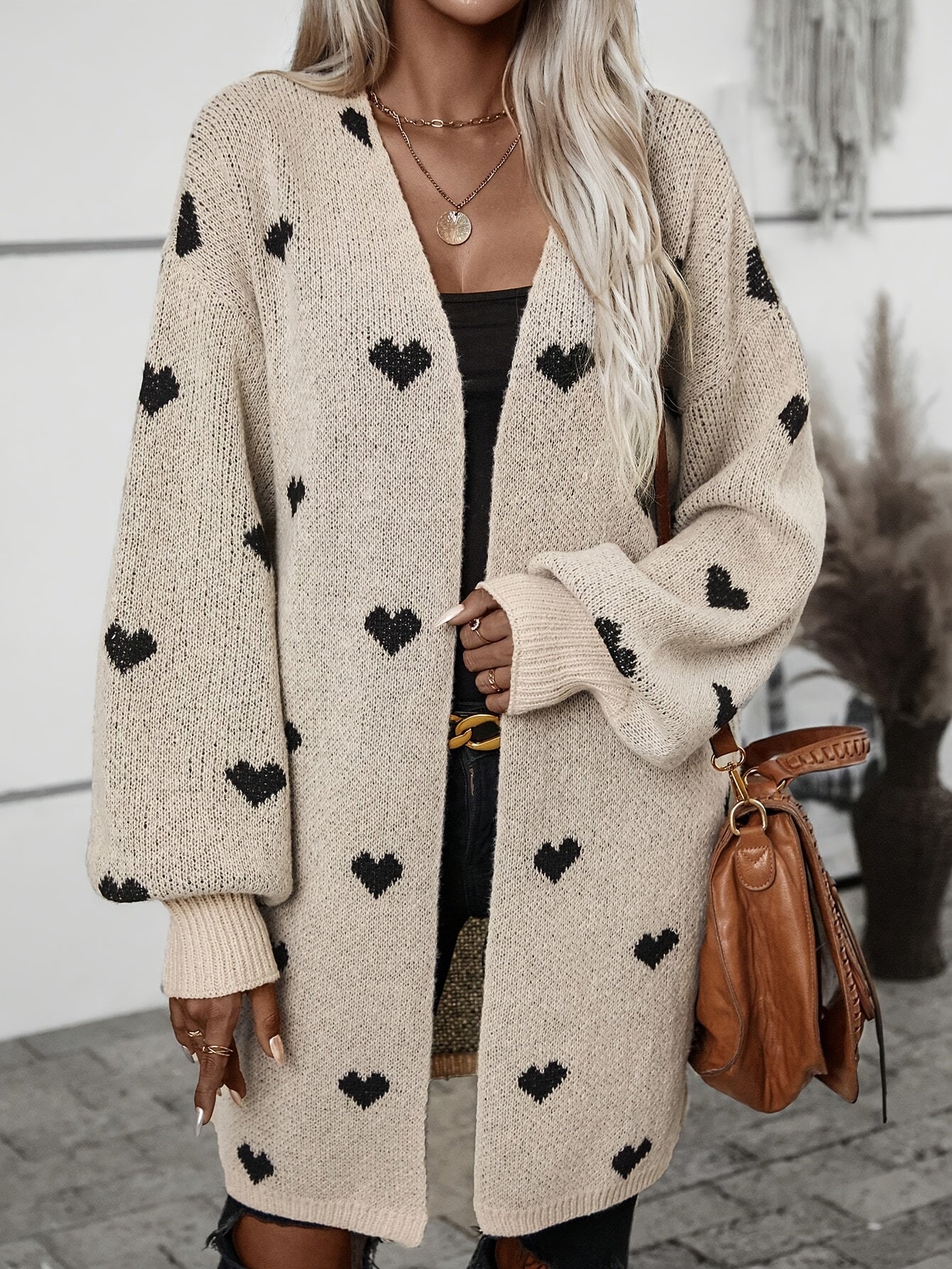 Damen Strickjacke mit Herzmuster und offener Vorderseite
