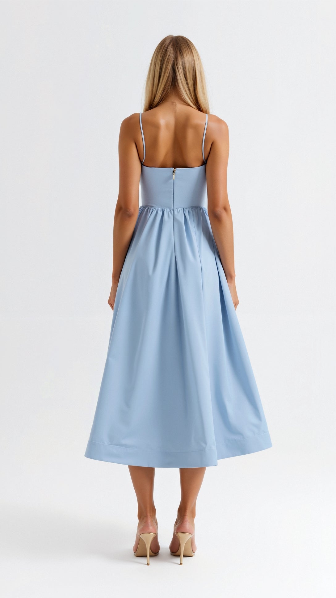 Fließendes Midikleid